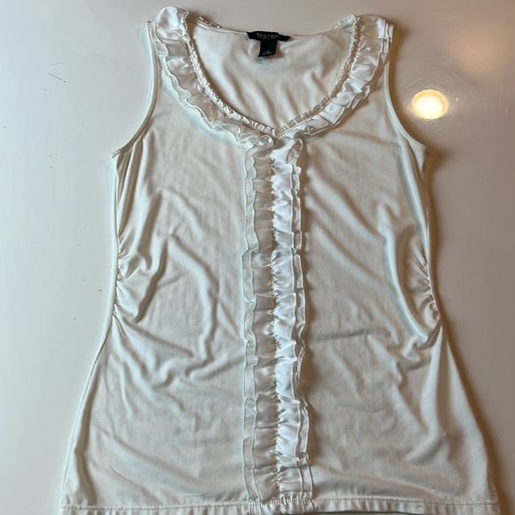 WHITE HOUSE BLACK MARKET WHITE V NECK TOP WITH RUFFLES AROUND NECK & FRONT SMALL - Picture 13 of 16